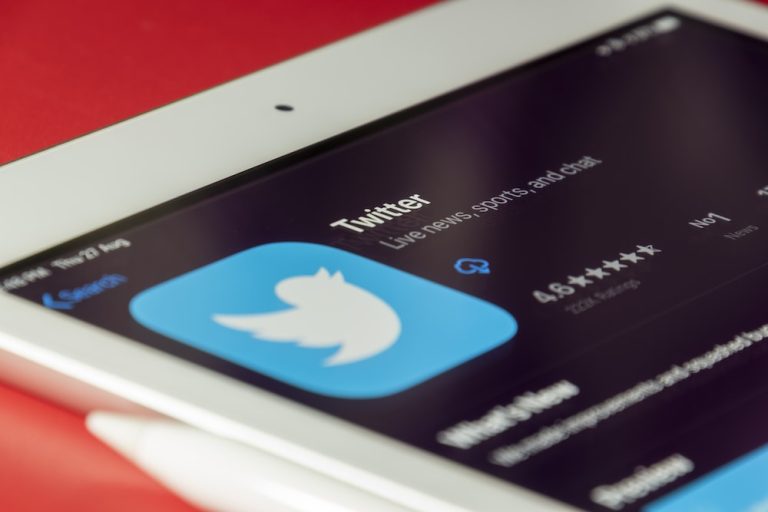 Twitter relaunching subscriber service after debacle
