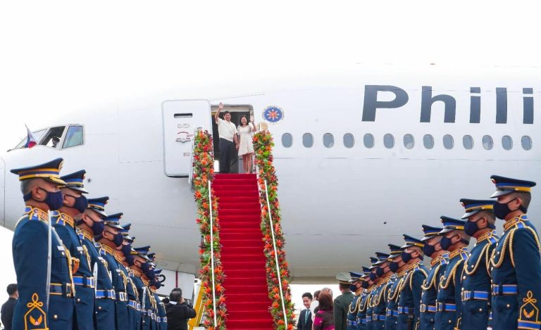 Marcos departs for Switzerland for World Economic Forum