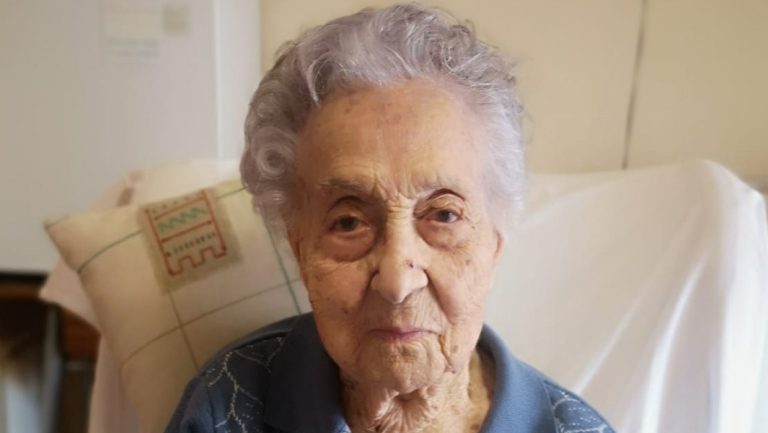 115-yr old Spanish-American woman becomes world’s oldest living person 