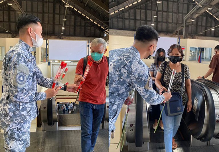 1.5-K roses given to NCR commuters on Valentine’s Day