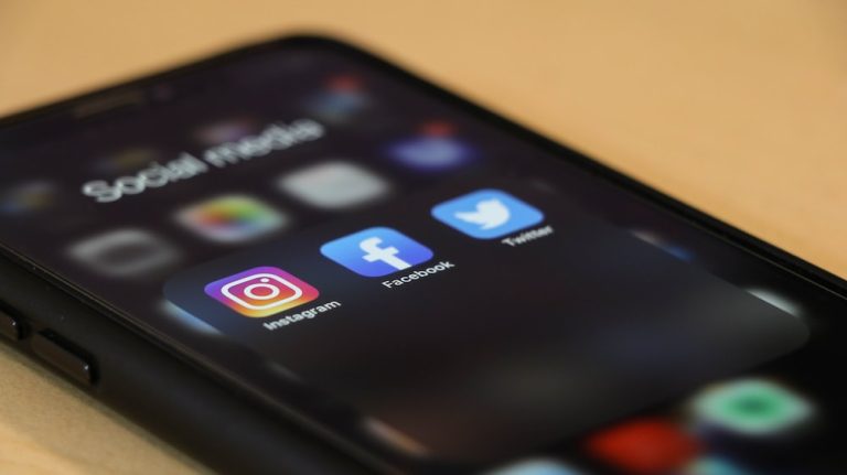 Meta announces paid subscription service for Facebook, Instagram