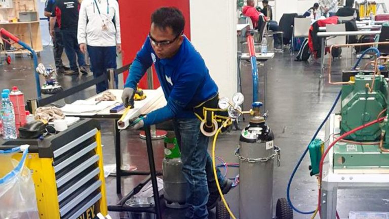 P3.41-B fund for Pinoy scholars in tech-voc institutions released