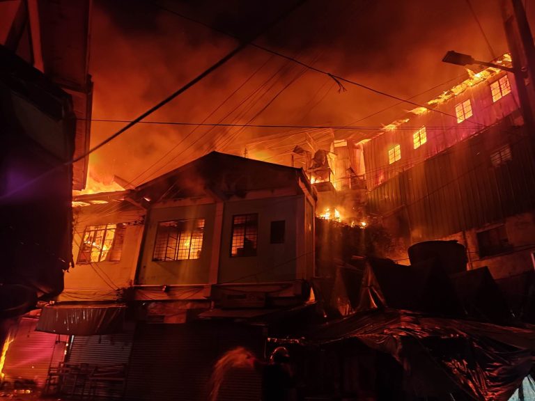 Fire hits Baguio City Public Market