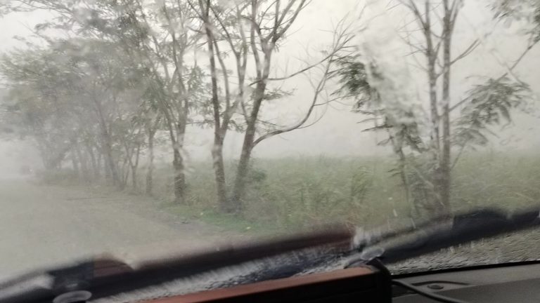 Hailstorm hits Negros Oriental town