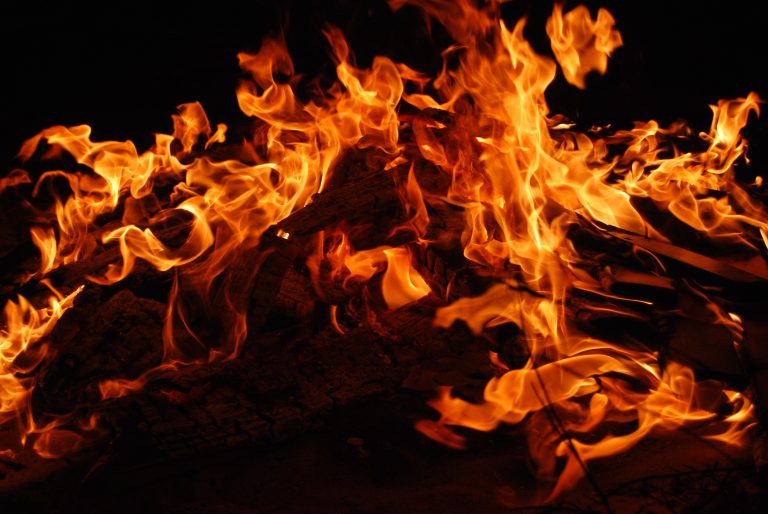 Kin of fire victim wants news site to apologize over ‘irresponsible reporting’