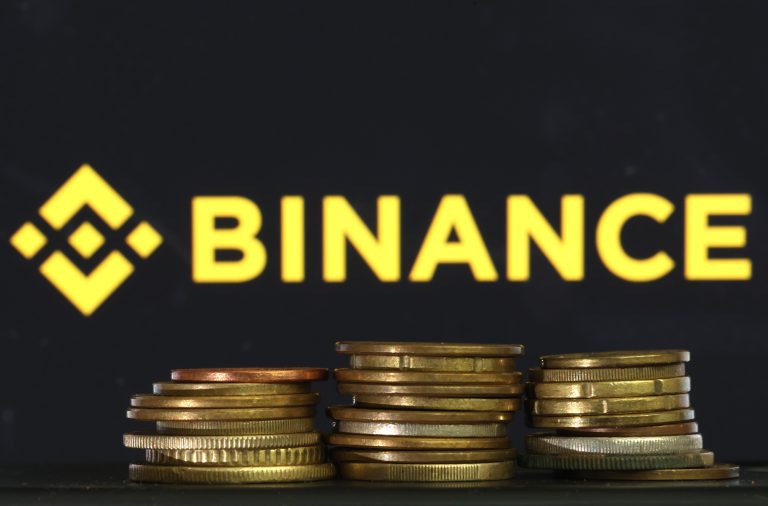 Crypto exchange Binance suspends U.S. deposits after govt suit