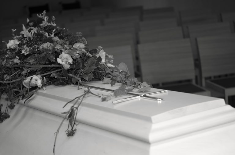 Ecuadorian woman wakes up inside coffin at her own wake