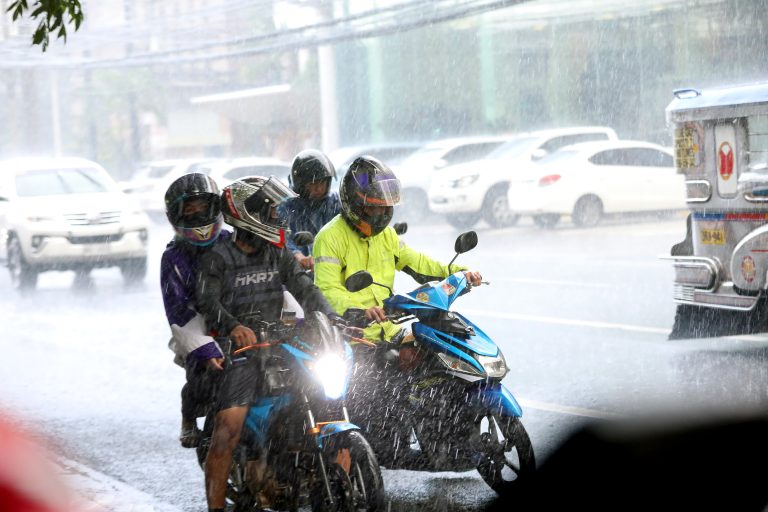 Cloudy skies, scattered rains Saturday due to ITCZ