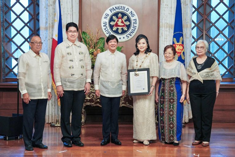 PBBM confers presidential awards to outstanding Filipinos in science and trade; orders gov’t to focus more on R&D
