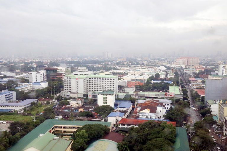 Cloudy skies, isolated rais continue to prevail across PH