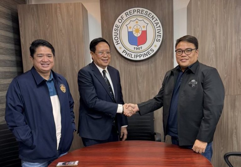House, MMDA agree to apprehend vehicles with ‘8’ plates