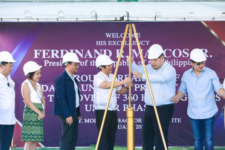Most Pinoys OK with gov’t infra projects, dissatisfied with efforts vs inflation