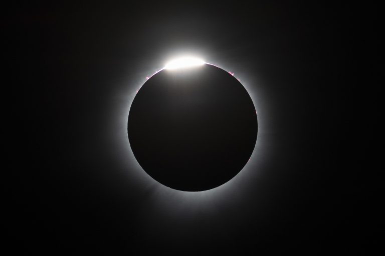Spectacular’ total eclipse leaves North Americans spellbound