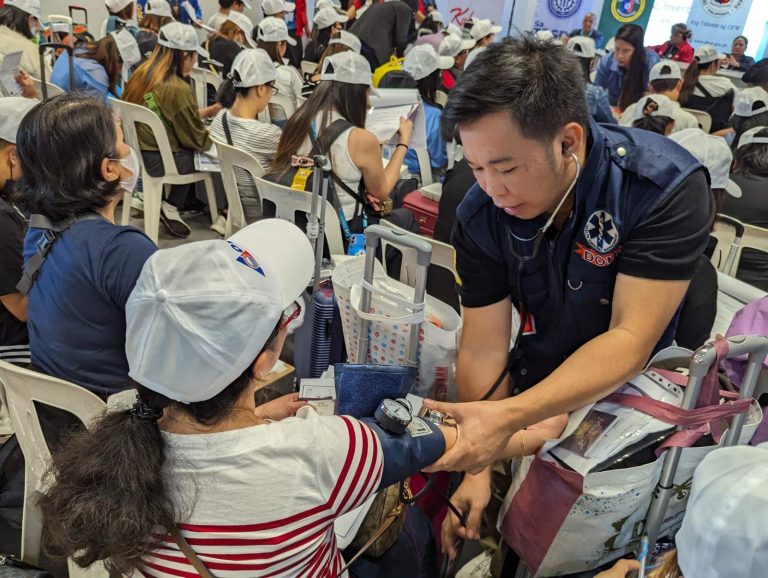 60 OFW repatriates from Israel back in PH, get gov’t aid