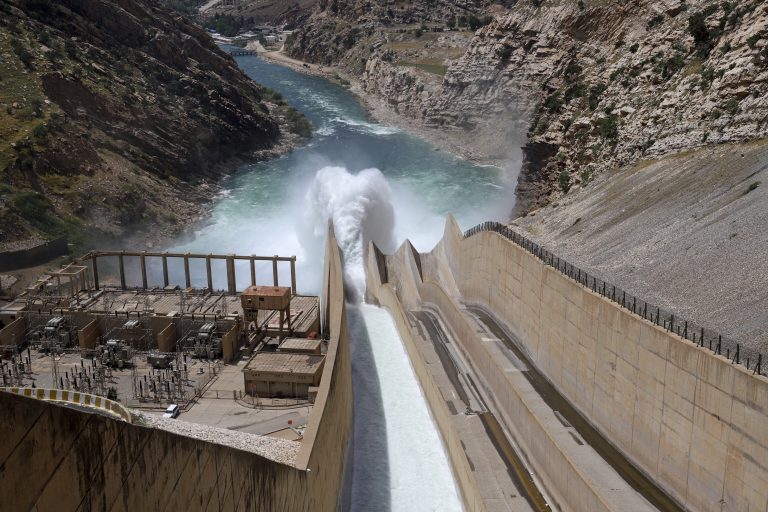 iraq water dam