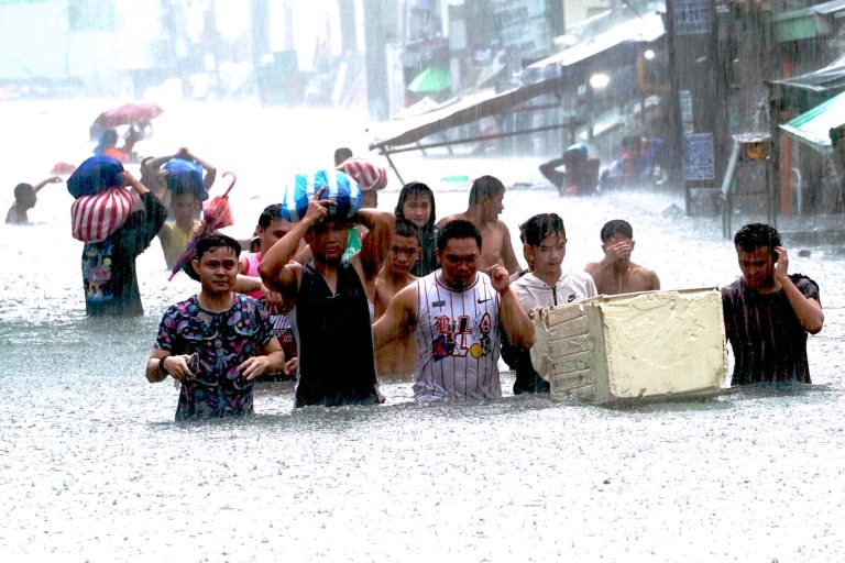 DPWH chief asks senators to help fund dredging, desilting of rivers