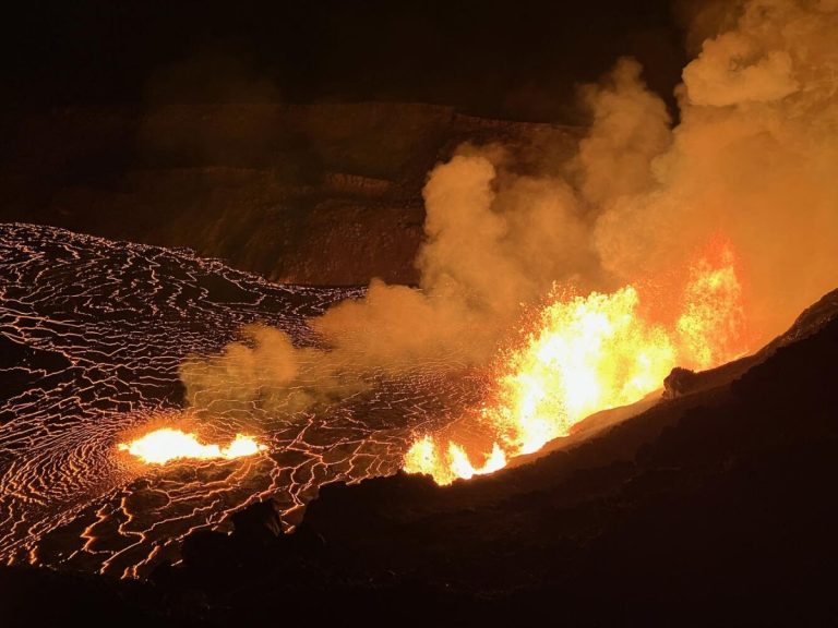 Hawaii’s Kilauea volcano erupts, spewing columns of lava