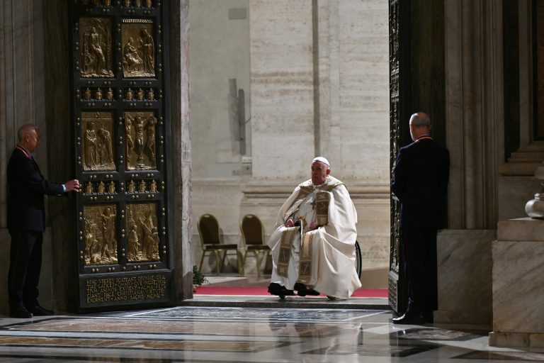 On Christmas Eve, Pope Francis launches holy Jubilee year