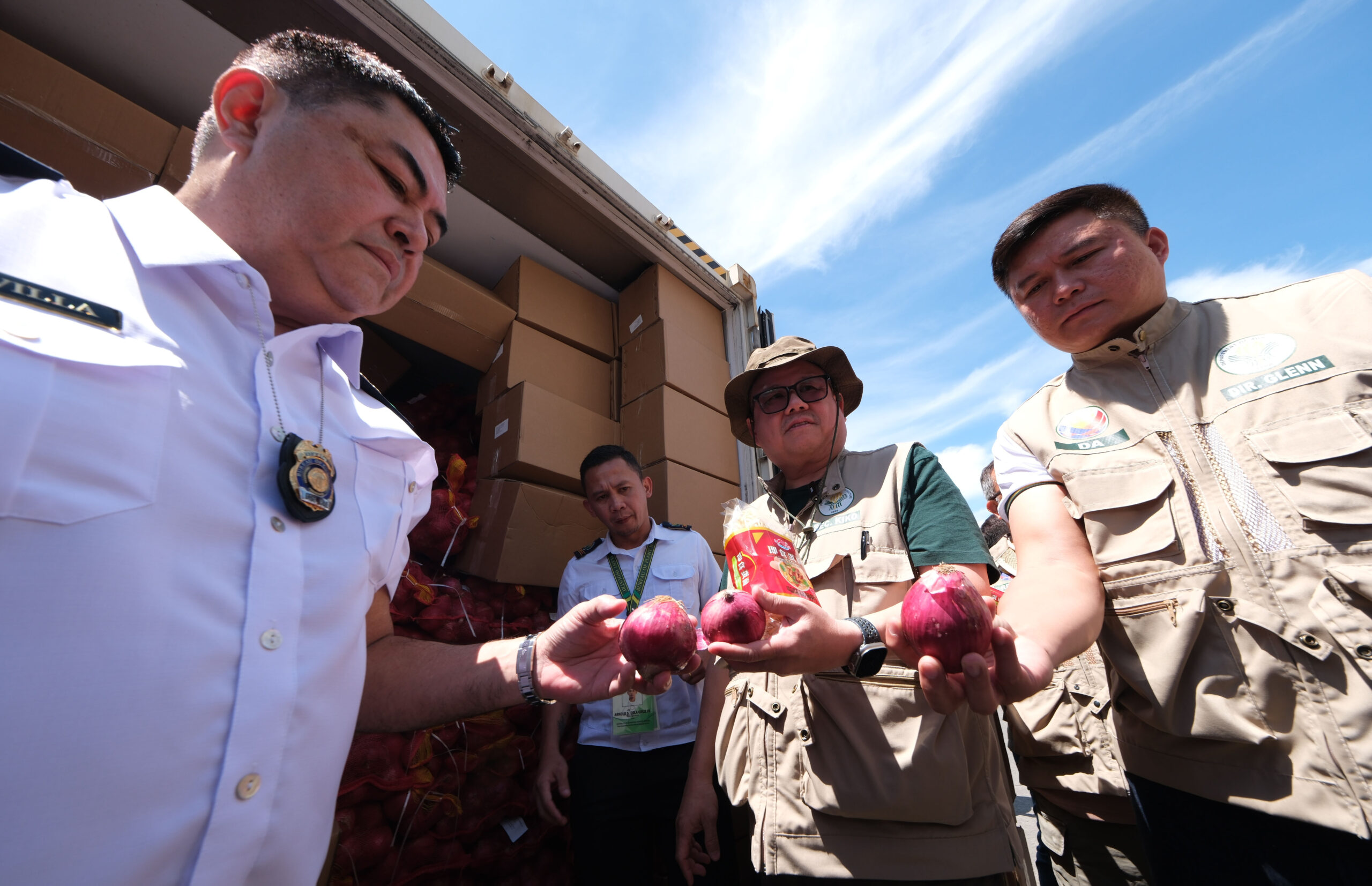 D.A., BOC intercept P2-M worth of smuggled red onions in Misamis Oriental
