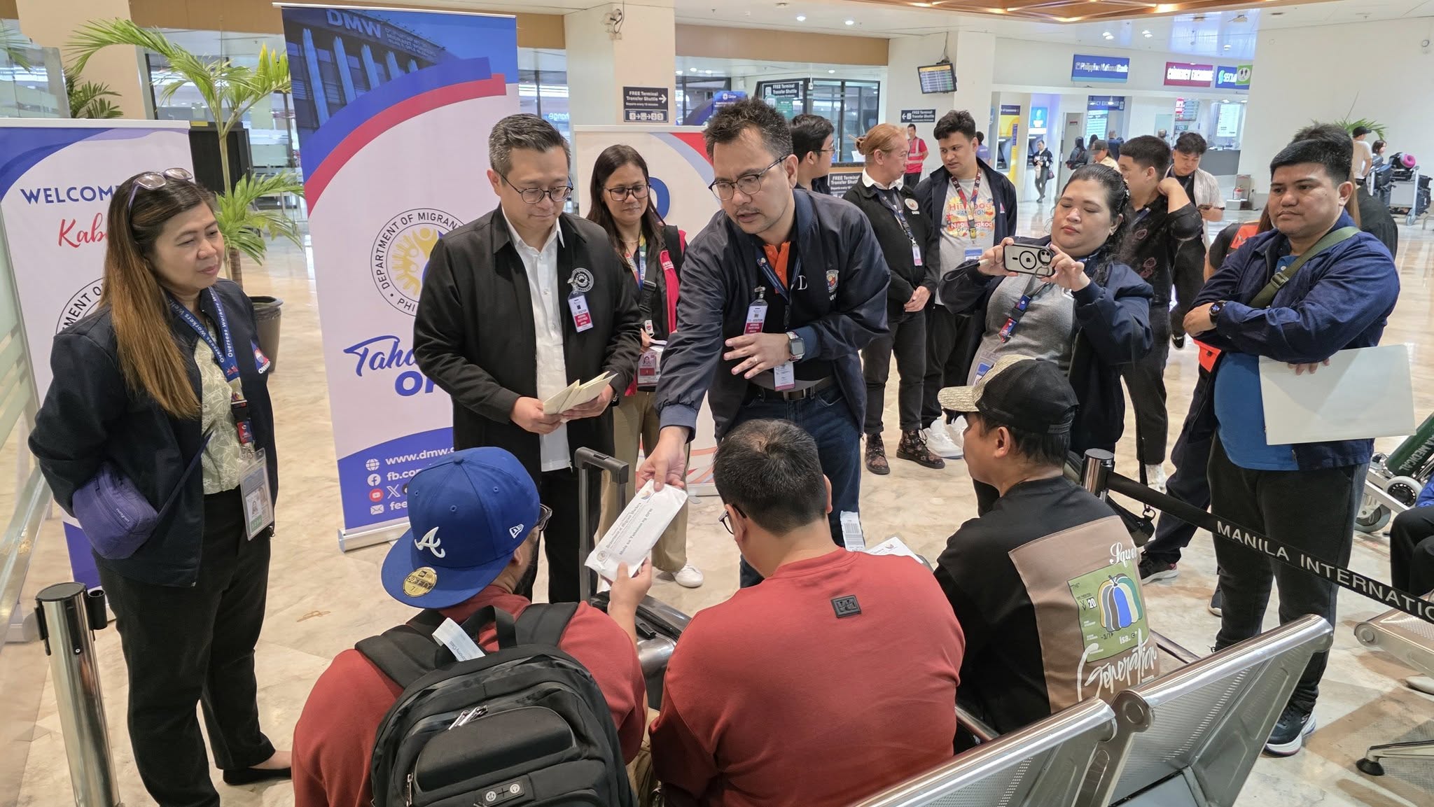 6 Magic Seas crew members arrive in PH, get gov’t aid