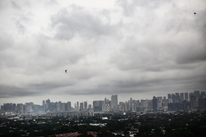hazy-ncr-skyline-2025july18-jbondoc-3