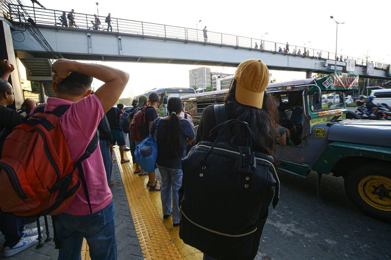 PNP steps up crackdown on illegal fare hikes as fuel prices surge