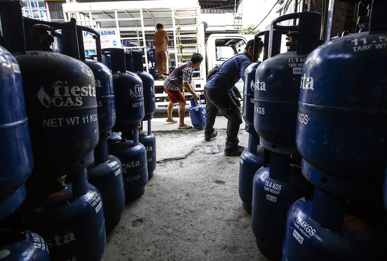 Gov’t to sustain fuel subsidies despite not removing excise tax on diesel, gasoline —DOF