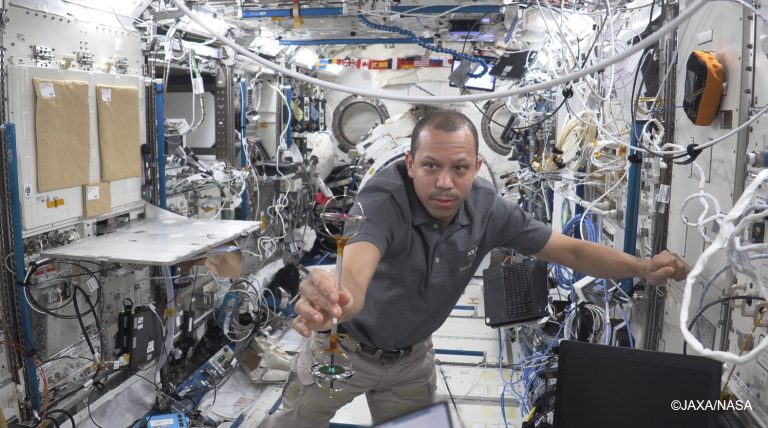 Filipino astrophysics students’ ‘Double Gyroscope’ experiment performed by NASA astronaut in space