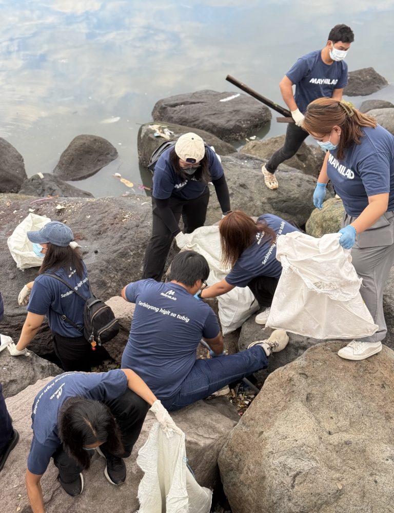 Maynilad volunteers collect 367 kilos of waste in World Ocean Day coastal clean-up