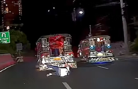 Driver suspended after passenger falls off jeepney