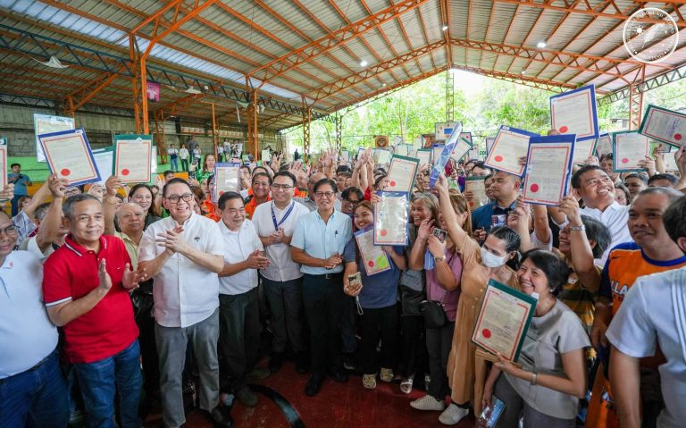 Over 100 Caloocan families gain homeownership under expanded 4PH Program